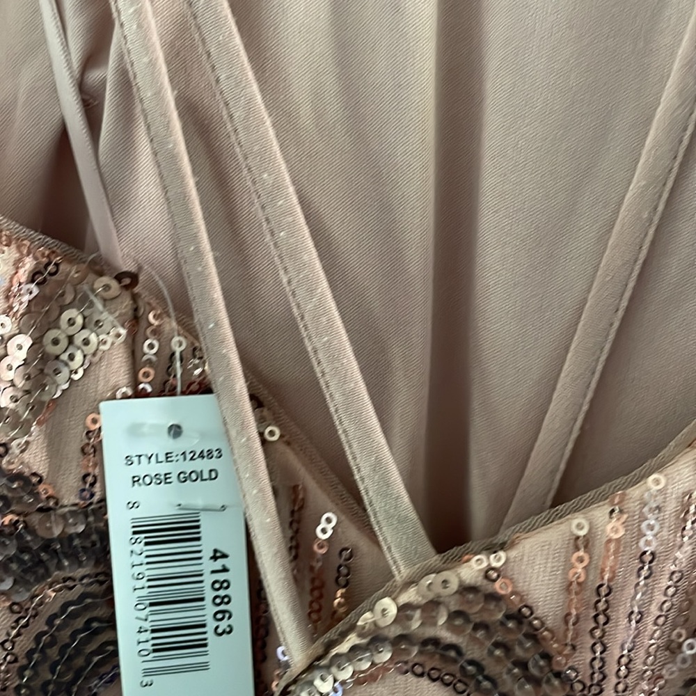 Morgan & Co. Rose Gold Sequin Size 3/4 NWT - Picture 5 of 9